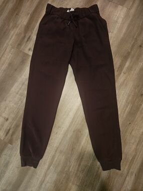 Womens Lululemon Joggers